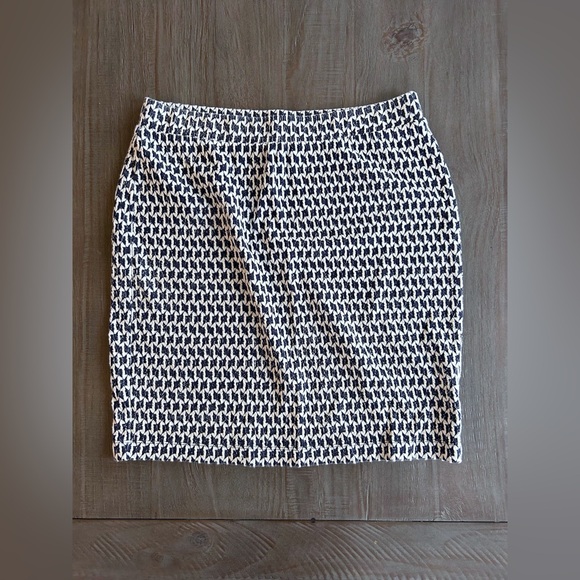 Loft skirts - Picture 11 of 13